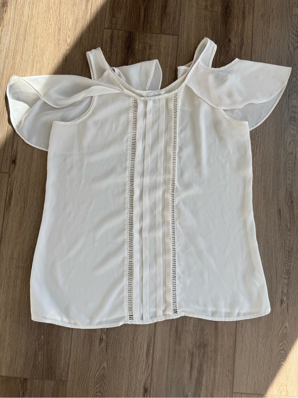women’s Charming Charlie shirt (cream) - M